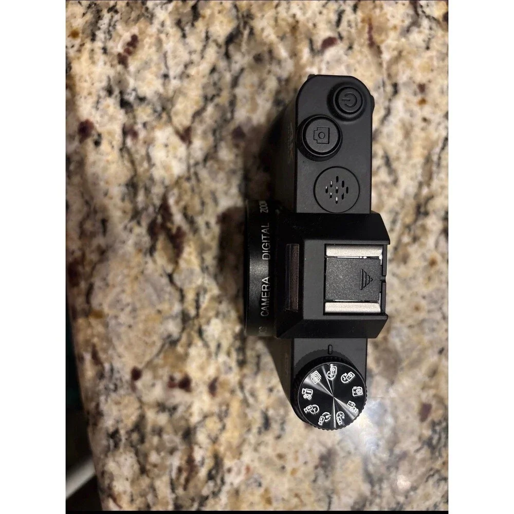 4K Digital Camera,Vlogging Camera with WiFi for YouTube,Autofocus 16X Zoom